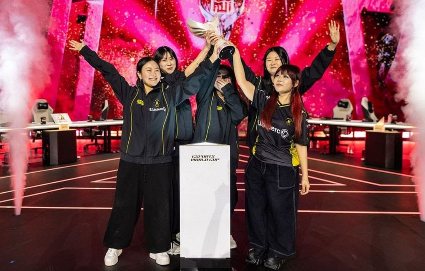¿Por qué solo hay un torneo de los 25 femeninos? ¿Por qué solo hay un torneo de los 25 femeninos?
